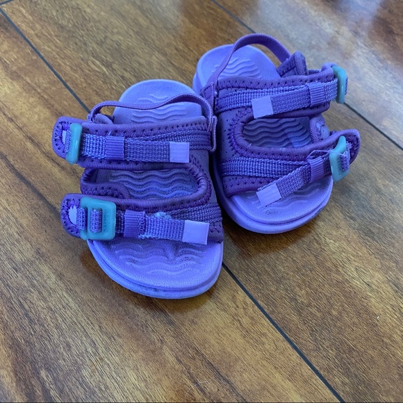 Purple Davis Native Sandals - Picture 4 of 4